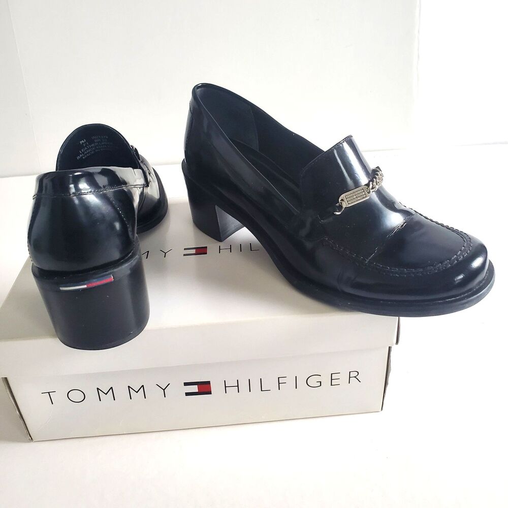 VTG Tommy Hilfiger Women’s Loafers Size 7 Black Patent Leather Loafer Logo Y2K